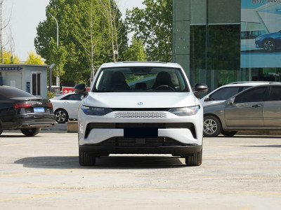 Leapmotor C11 Hybrid  Фото №2